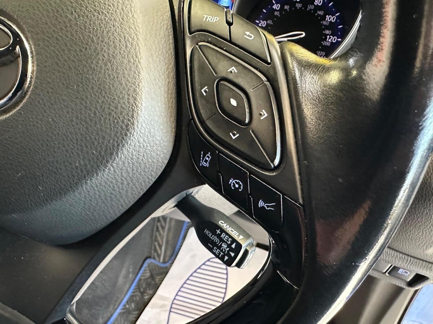 Used Toyota C-HR 2017 for sale - 76449731: Photo 58