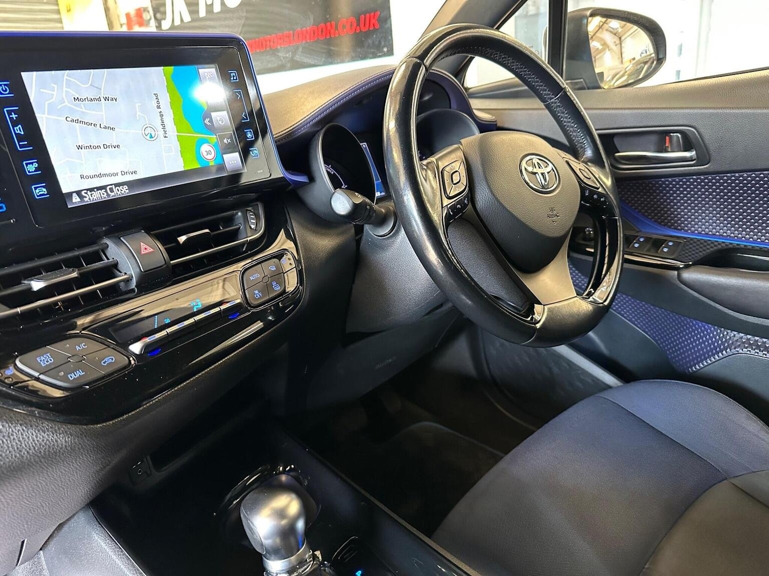 Used Toyota C-HR 2017 for sale - 76449731: Photo 78