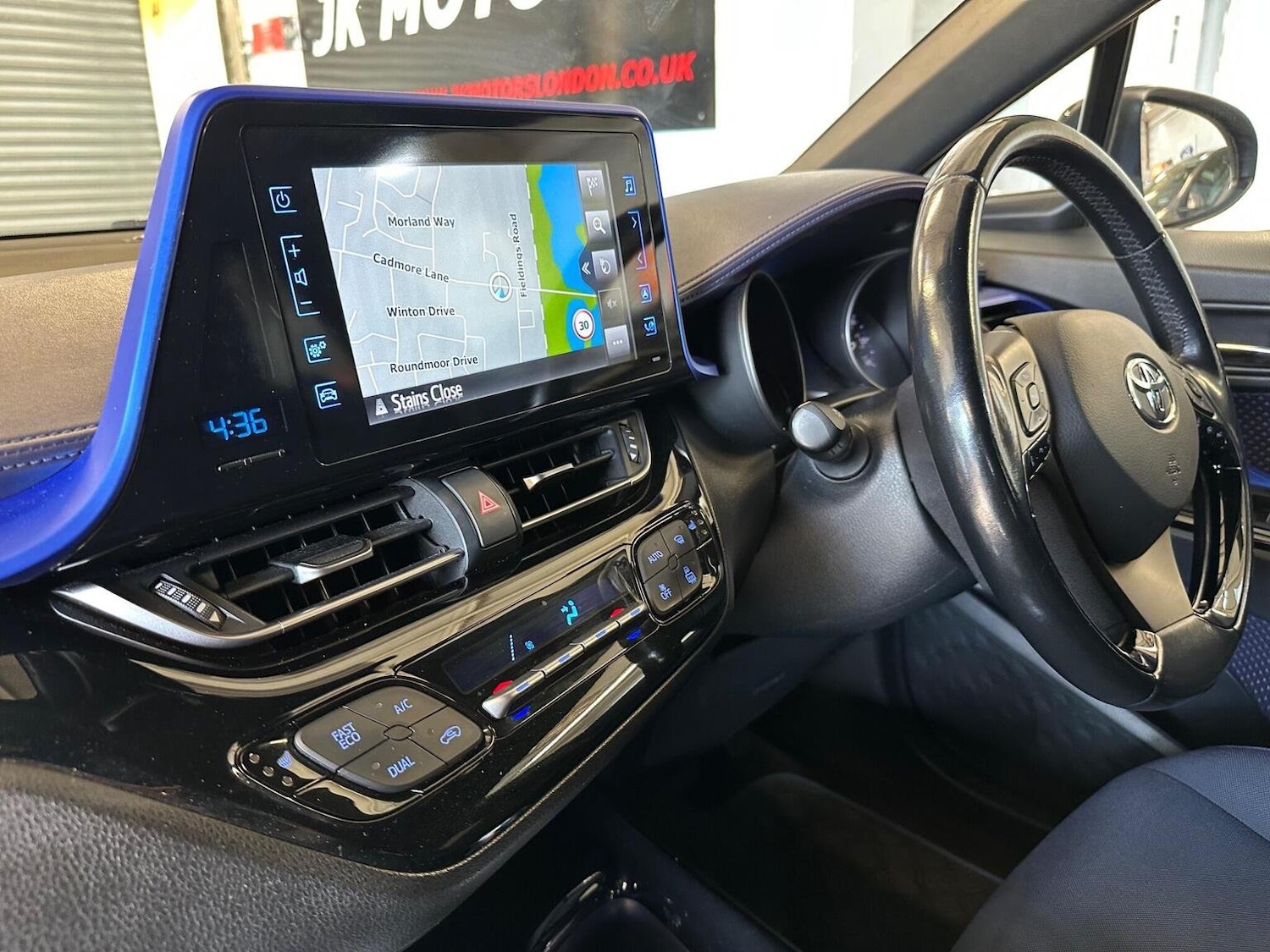 Used Toyota C-HR 2017 for sale - 76449731: Photo 79