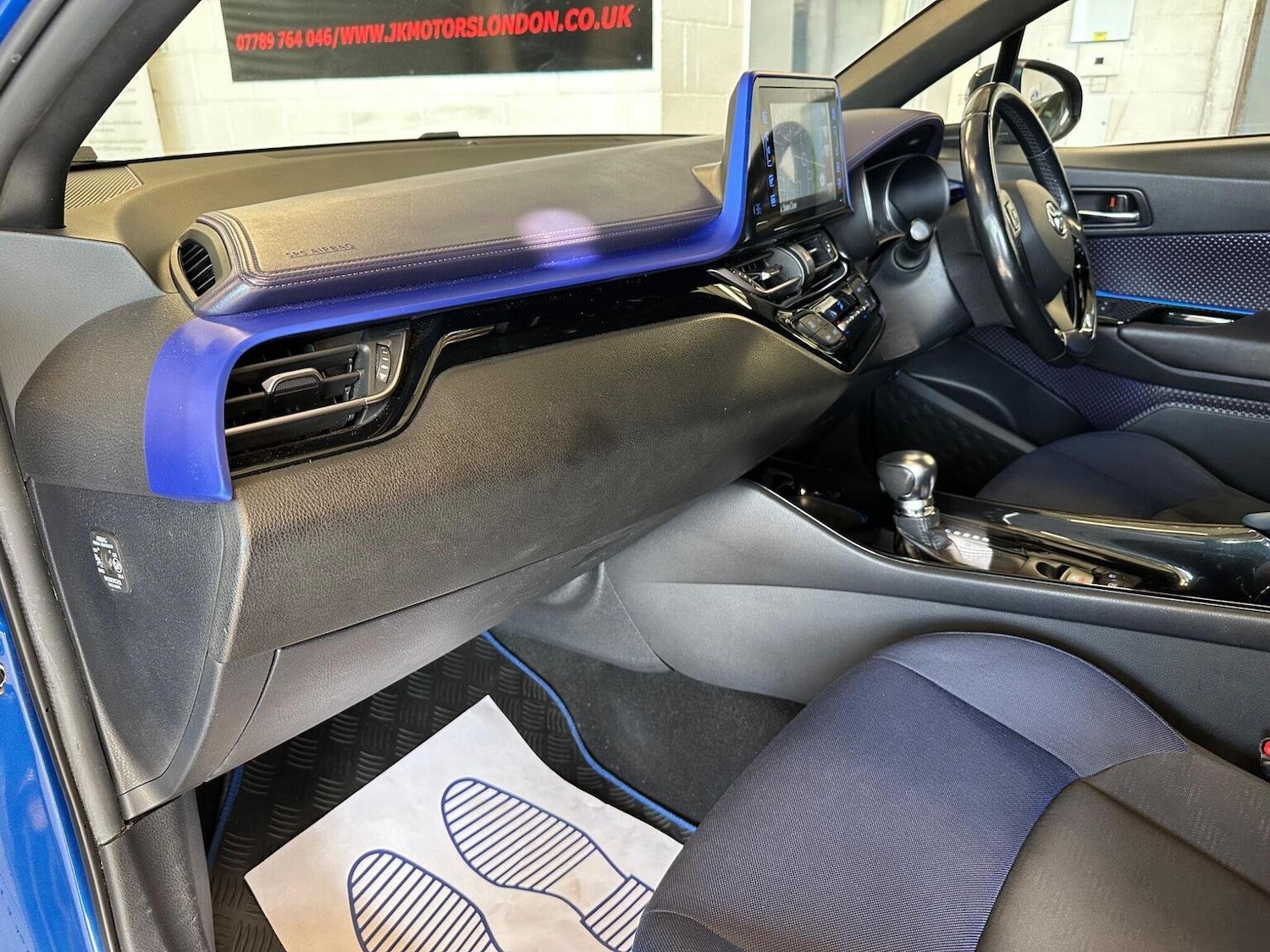 Used Toyota C-HR 2017 for sale - 76449731: Photo 81