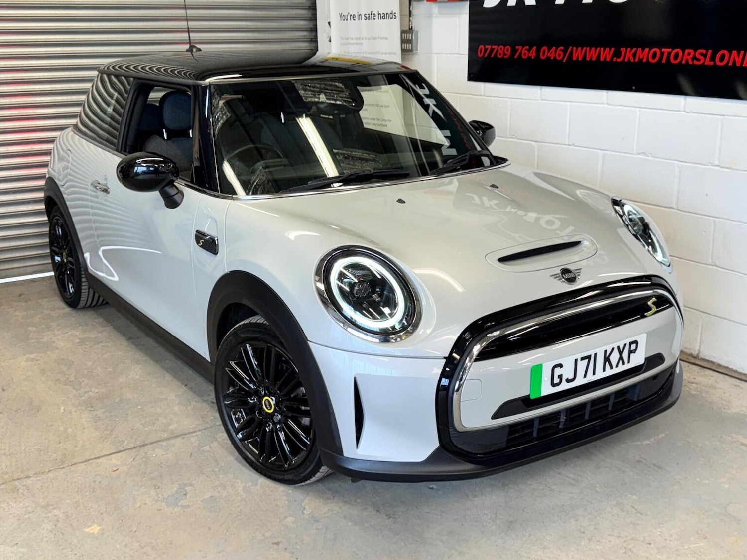 Used MINI Electric Hatch 2021 for sale - 76449733: Photo 13