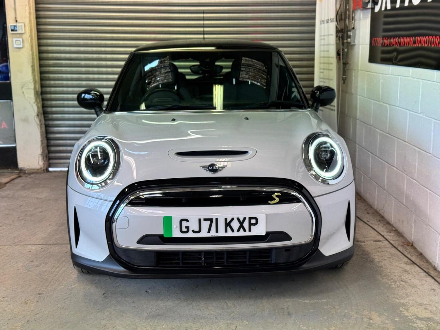 Used MINI Electric Hatch 2021 for sale - 76449733: Photo 17