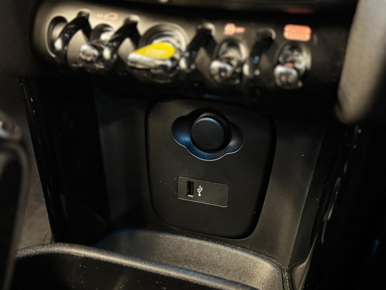 Used MINI Electric Hatch 2021 for sale - 76449733: Photo 52