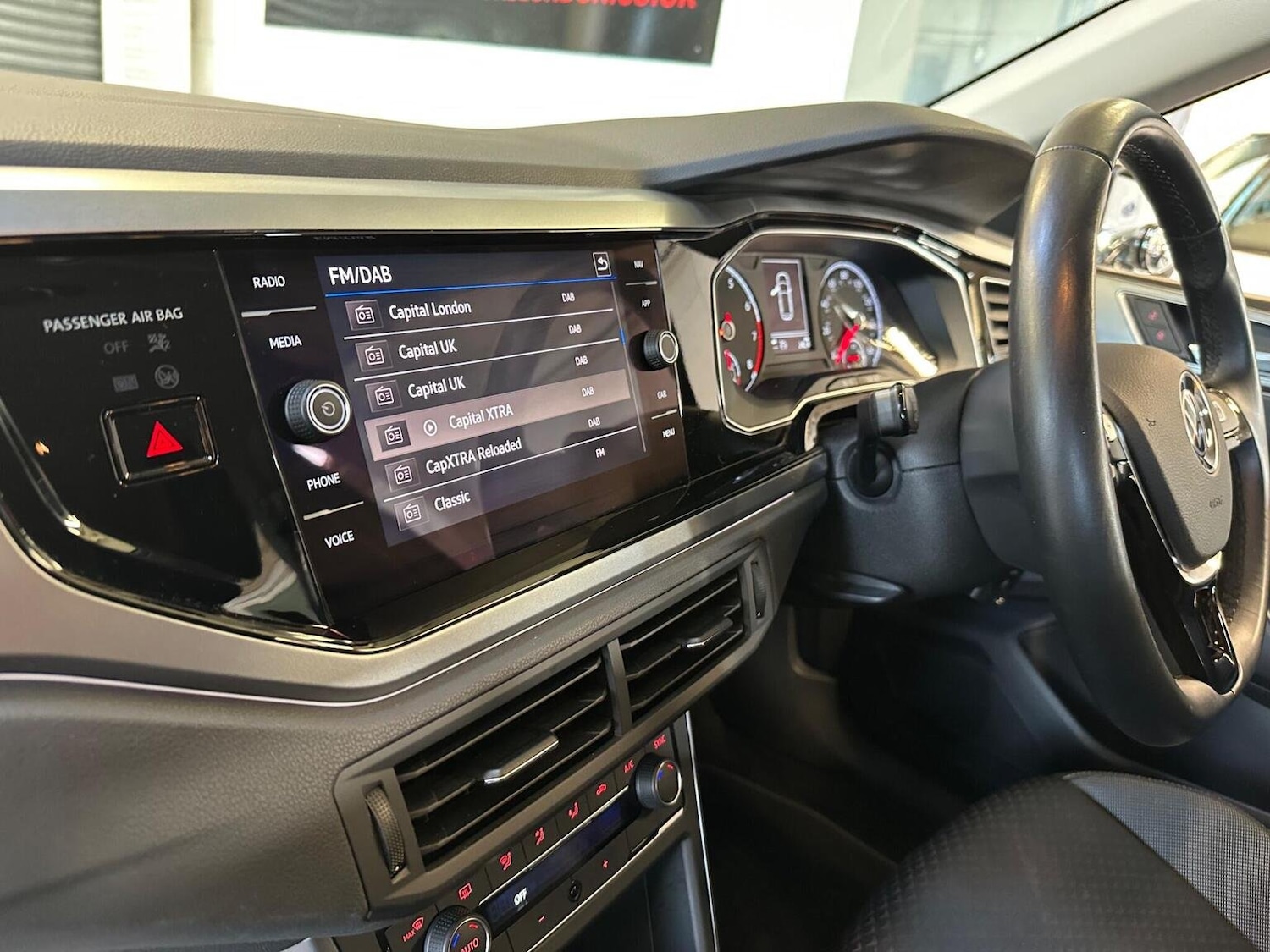 Used Volkswagen Polo 2021 for sale - 76449735: Photo 11