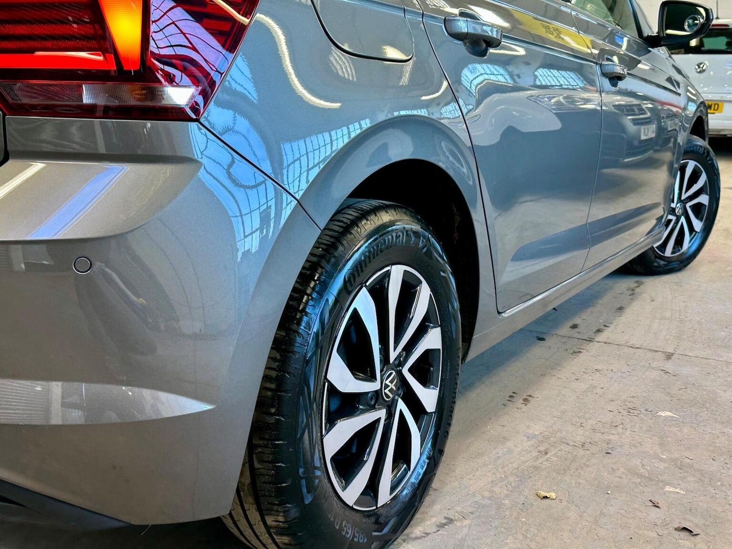 Used Volkswagen Polo 2021 for sale - 76449735: Photo 31