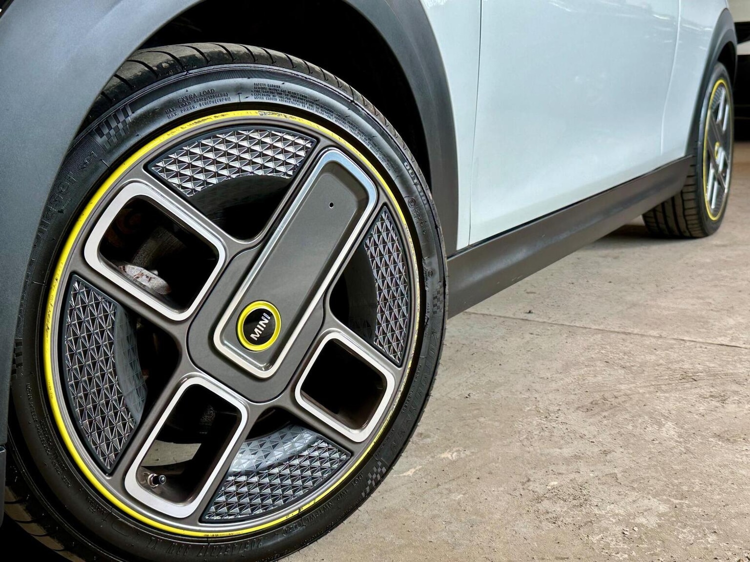 Used MINI Electric Cooper 2021 for sale - 76449738: Photo 32