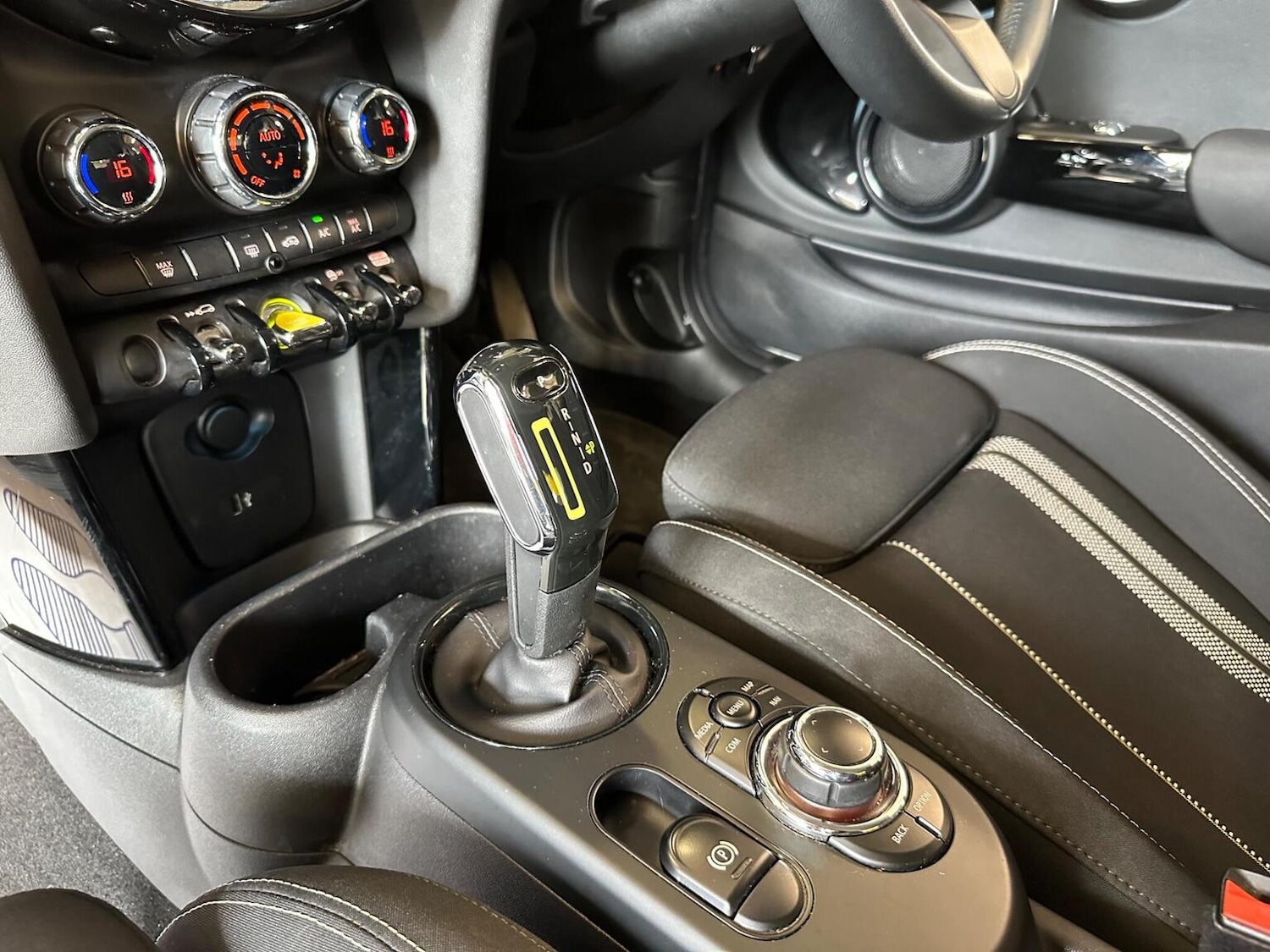 Used MINI Electric Cooper 2021 for sale - 76449738: Photo 51