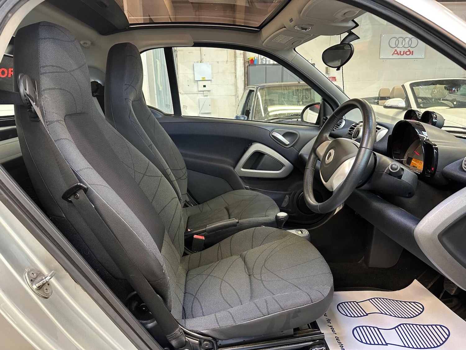 Used smart fortwo 2013 for sale - 77802670: Photo 41