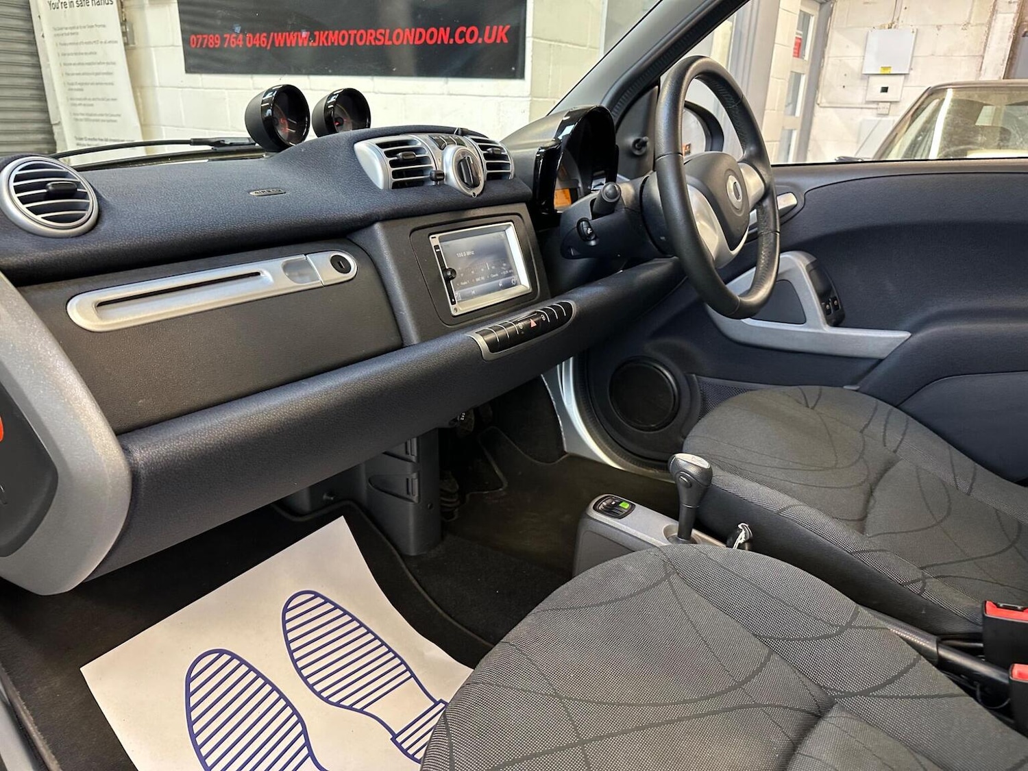 Used smart fortwo 2013 for sale - 77802670: Photo 48