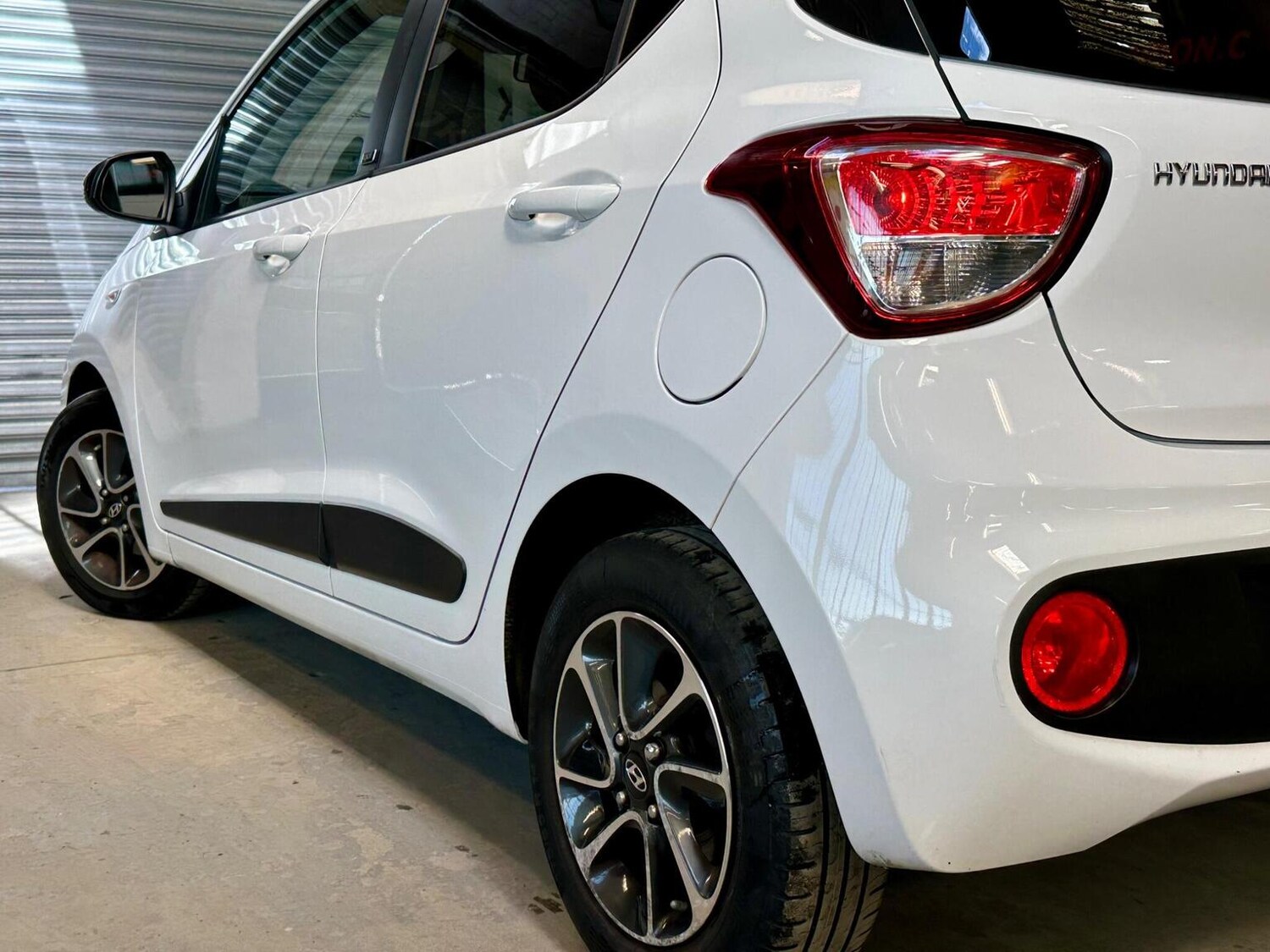 Used Hyundai i10 2018 for sale - 78064193: Photo 29