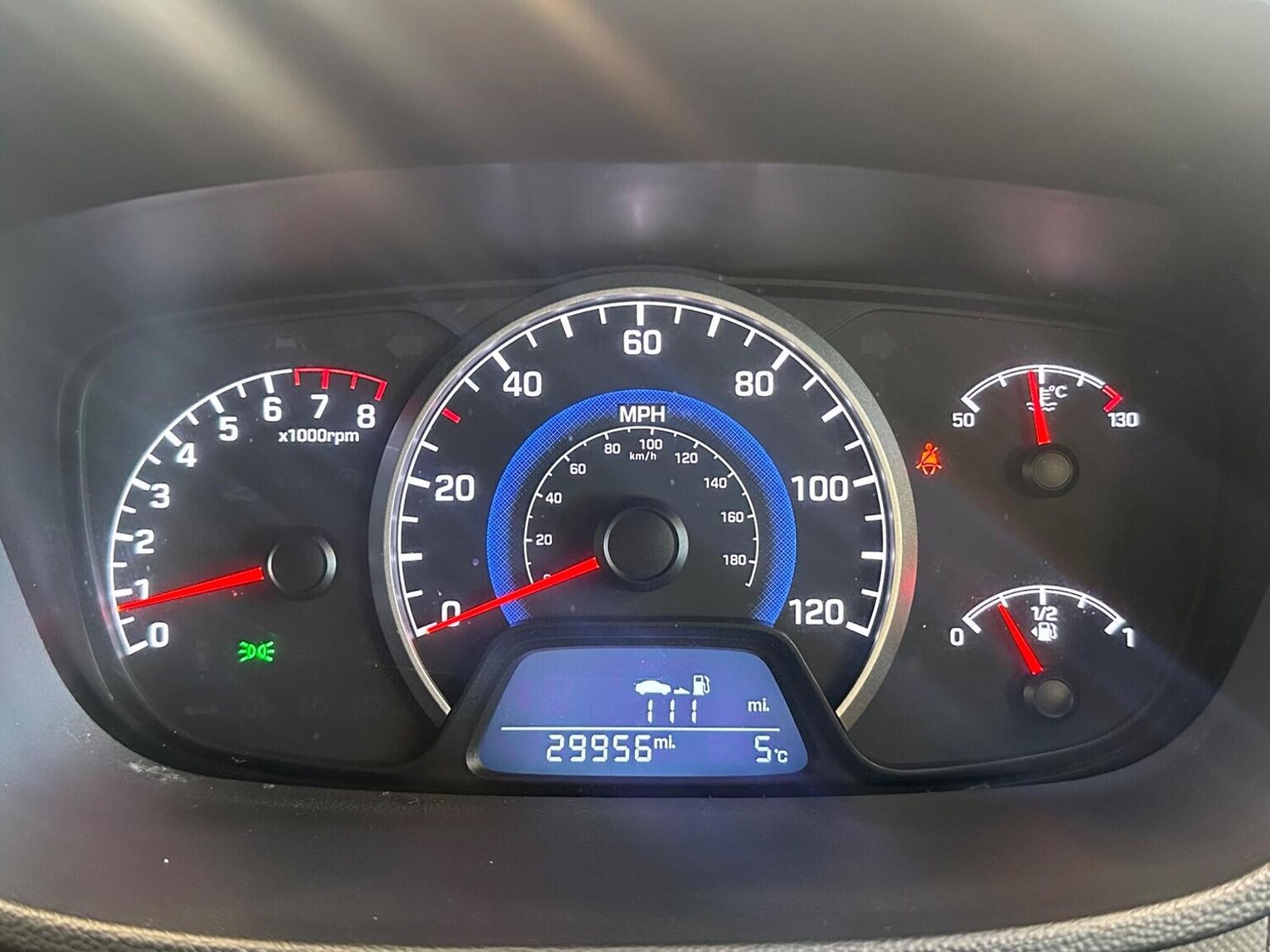 Used Hyundai i10 2018 for sale - 78064193: Photo 44