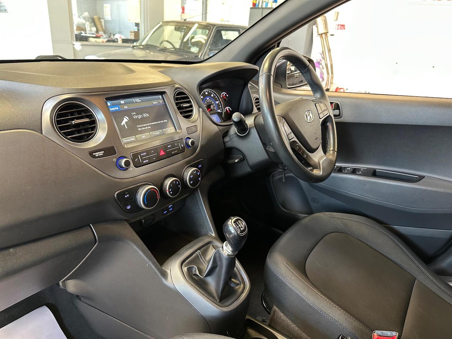 Used Hyundai i10 2018 for sale - 78064193: Photo 45