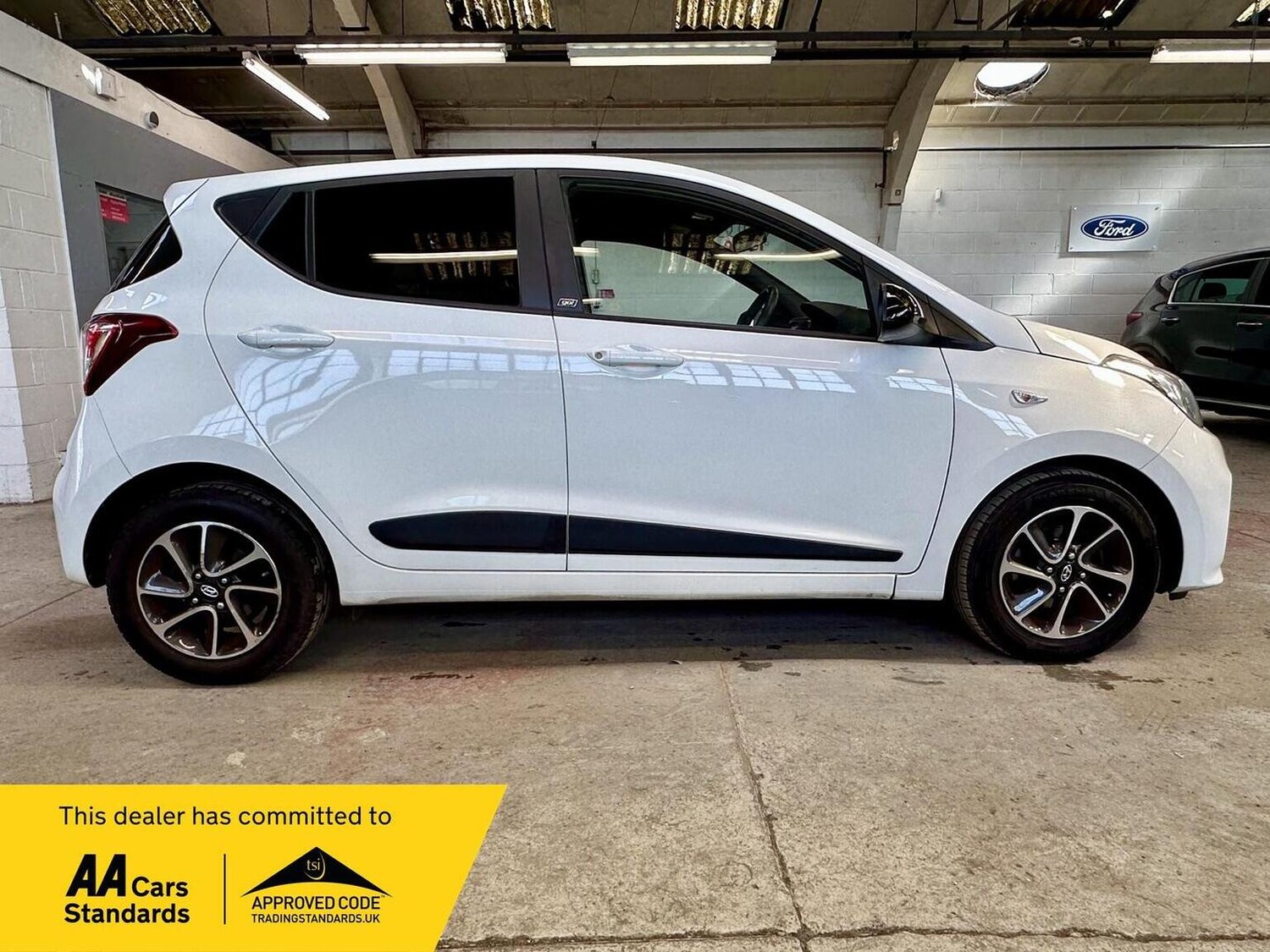 Used Hyundai i10 2018 for sale - 78064193: Photo 8