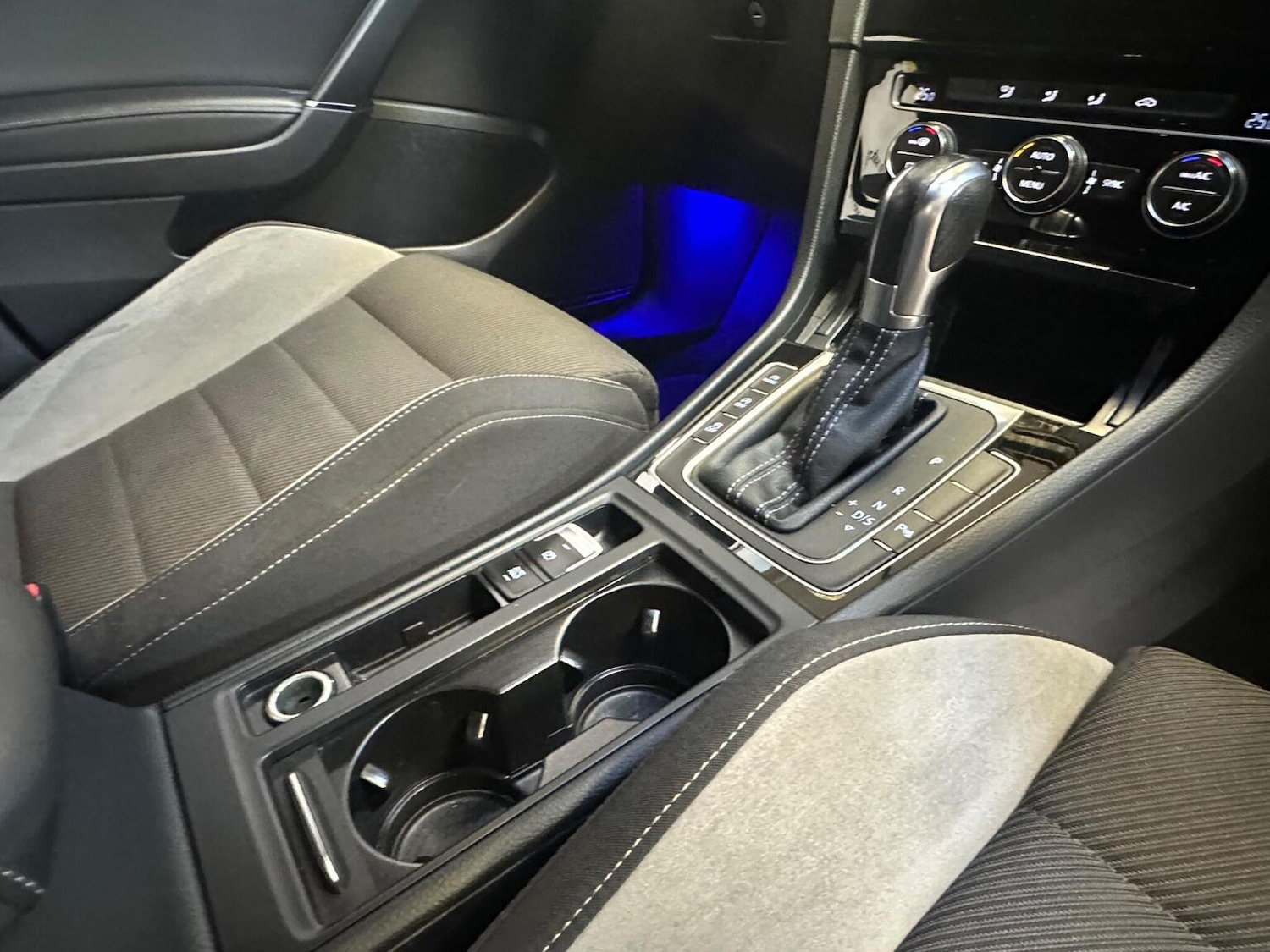 Used Volkswagen Golf 2015 for sale - 77897848: Photo 51