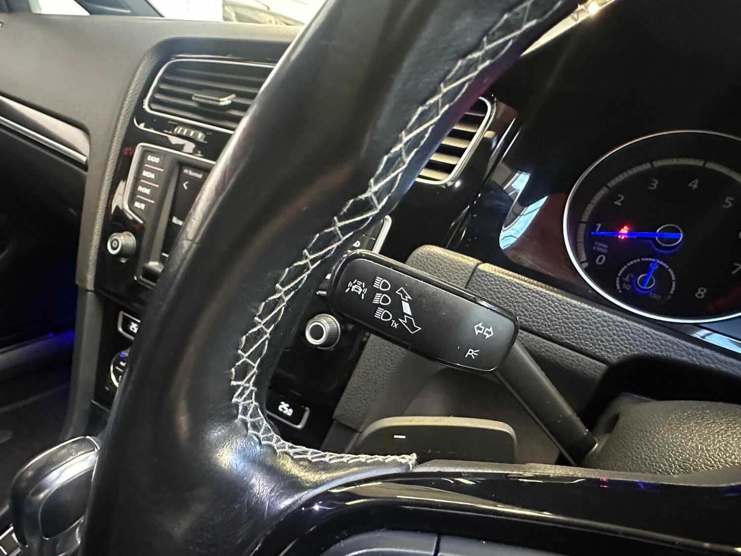 Used Volkswagen Golf 2015 for sale - 77897848: Photo 60