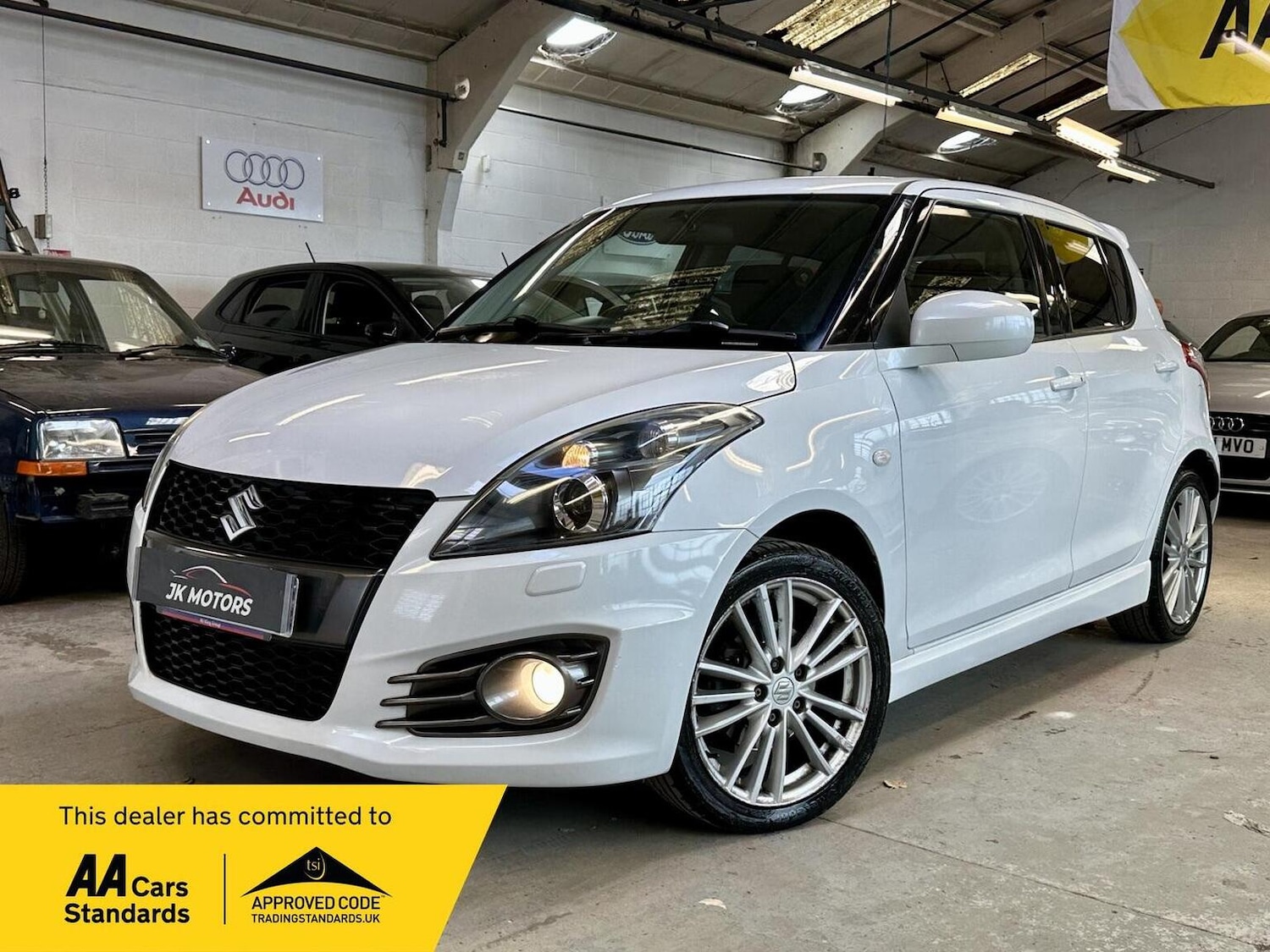 Used Suzuki Swift 2014 for sale - 78217996: Photo 2