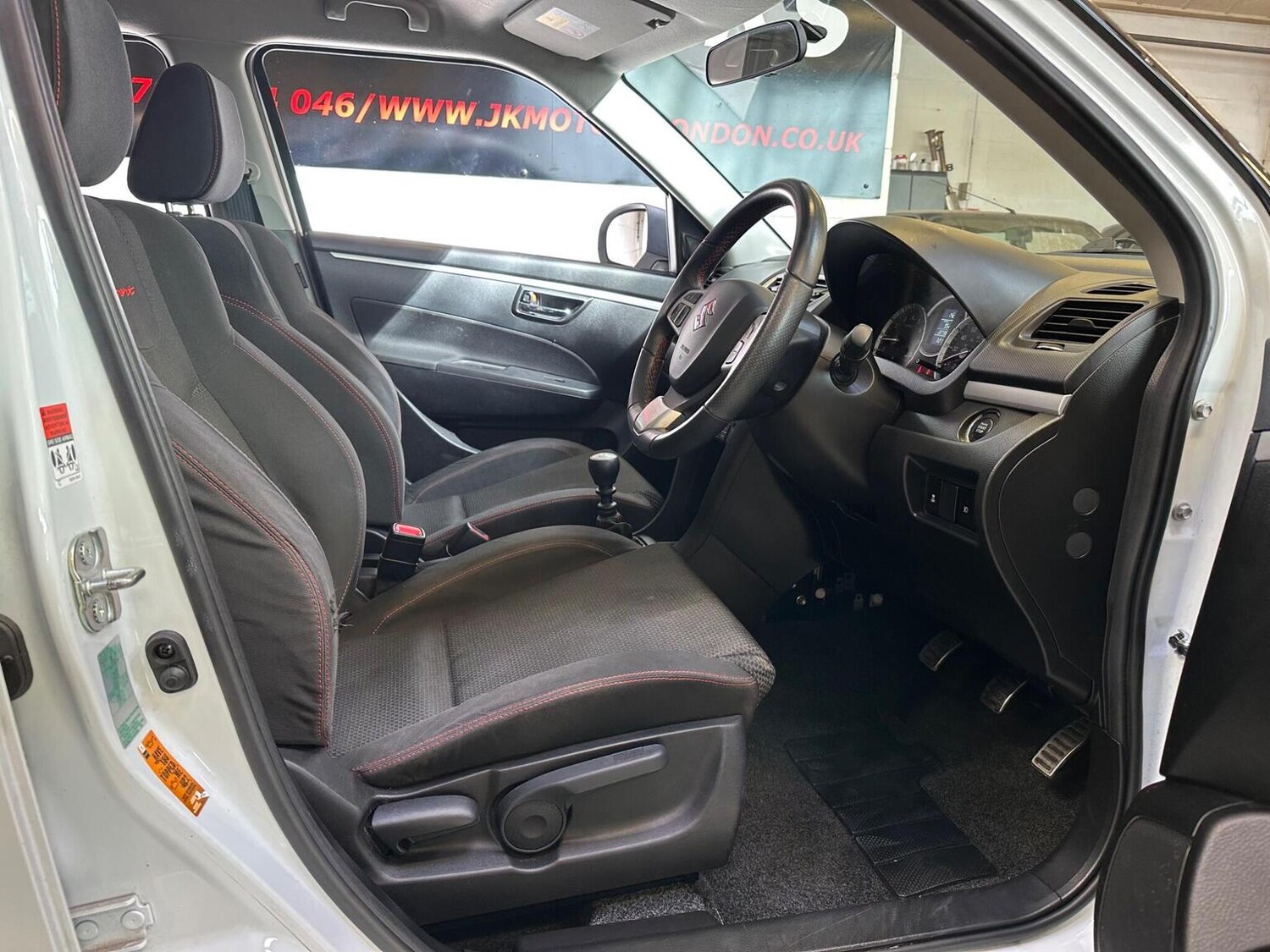 Used Suzuki Swift 2014 for sale - 78217996: Photo 44