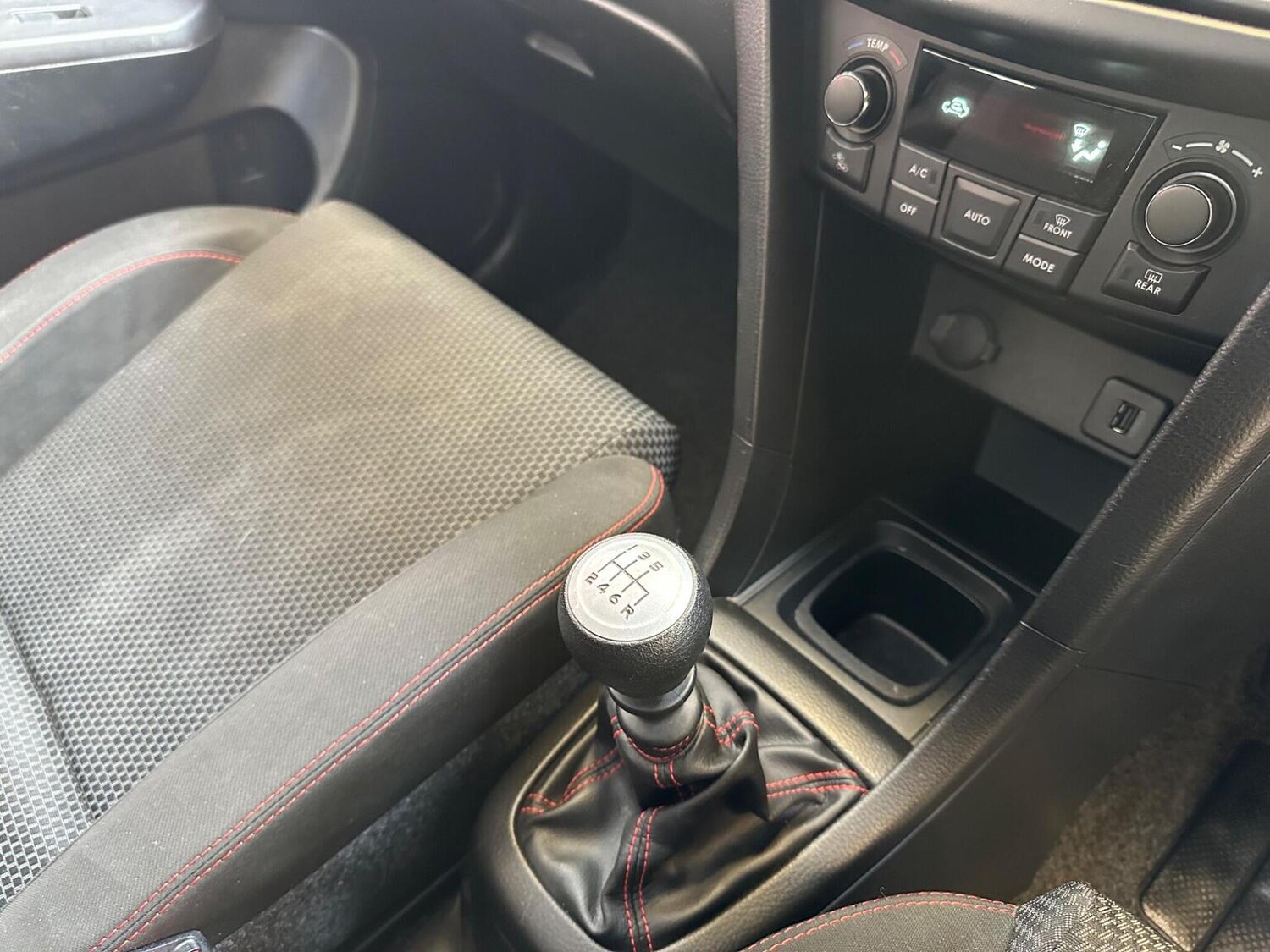 Used Suzuki Swift 2014 for sale - 78217996: Photo 52