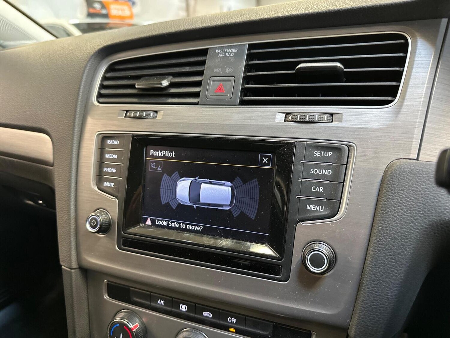 Used Volkswagen Golf 2015 for sale - 77635340: Photo 51