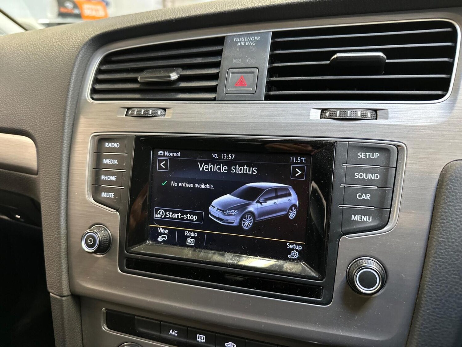 Used Volkswagen Golf 2015 for sale - 77635340: Photo 53