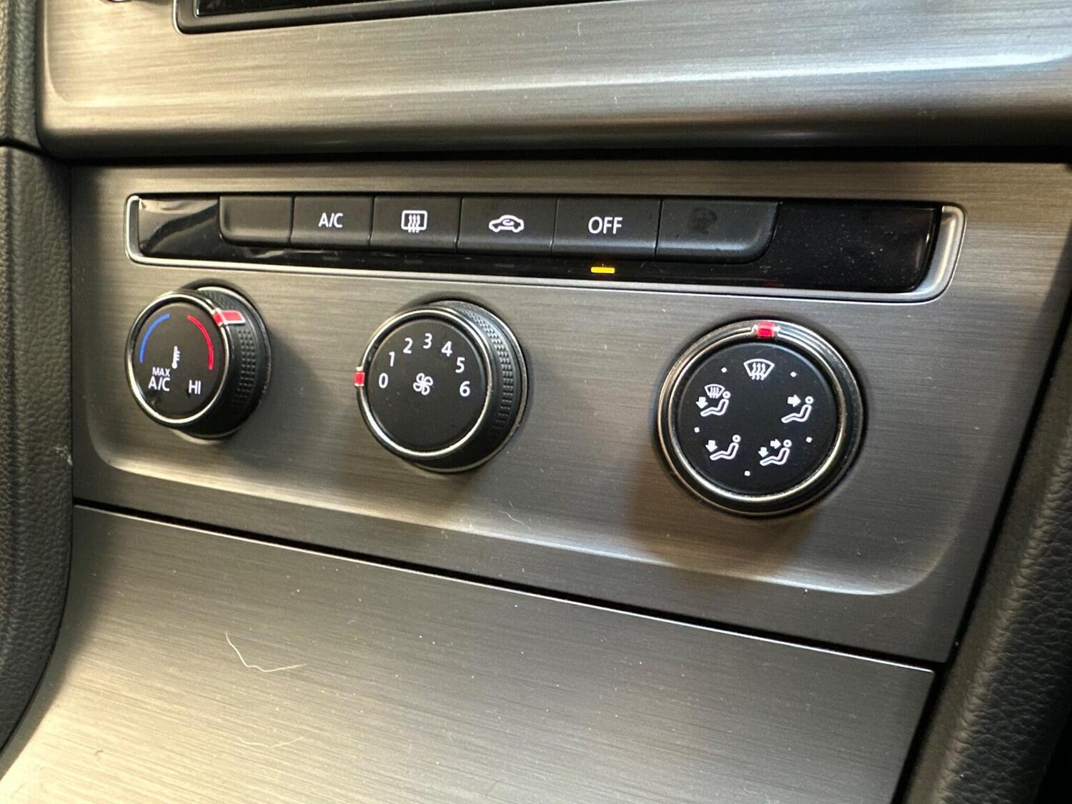 Used Volkswagen Golf 2015 for sale - 77635340: Photo 54