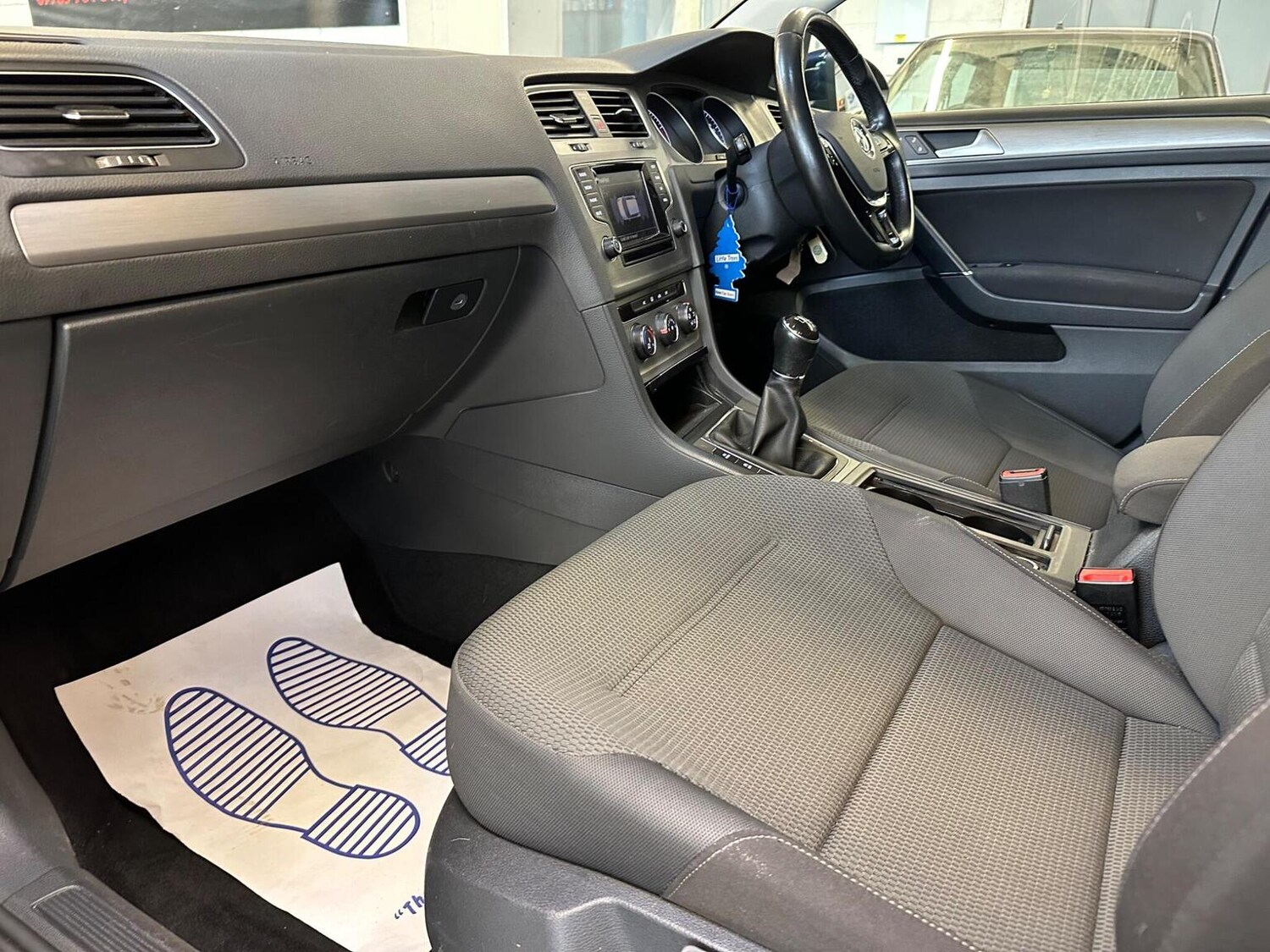 Used Volkswagen Golf 2015 for sale - 77635340: Photo 59