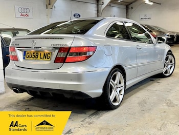 Used Mercedes-Benz CLC Class 2008 for sale - 77796883: Photo