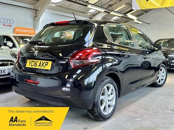 Used Peugeot 208 2016 for sale - 78476864: Photo