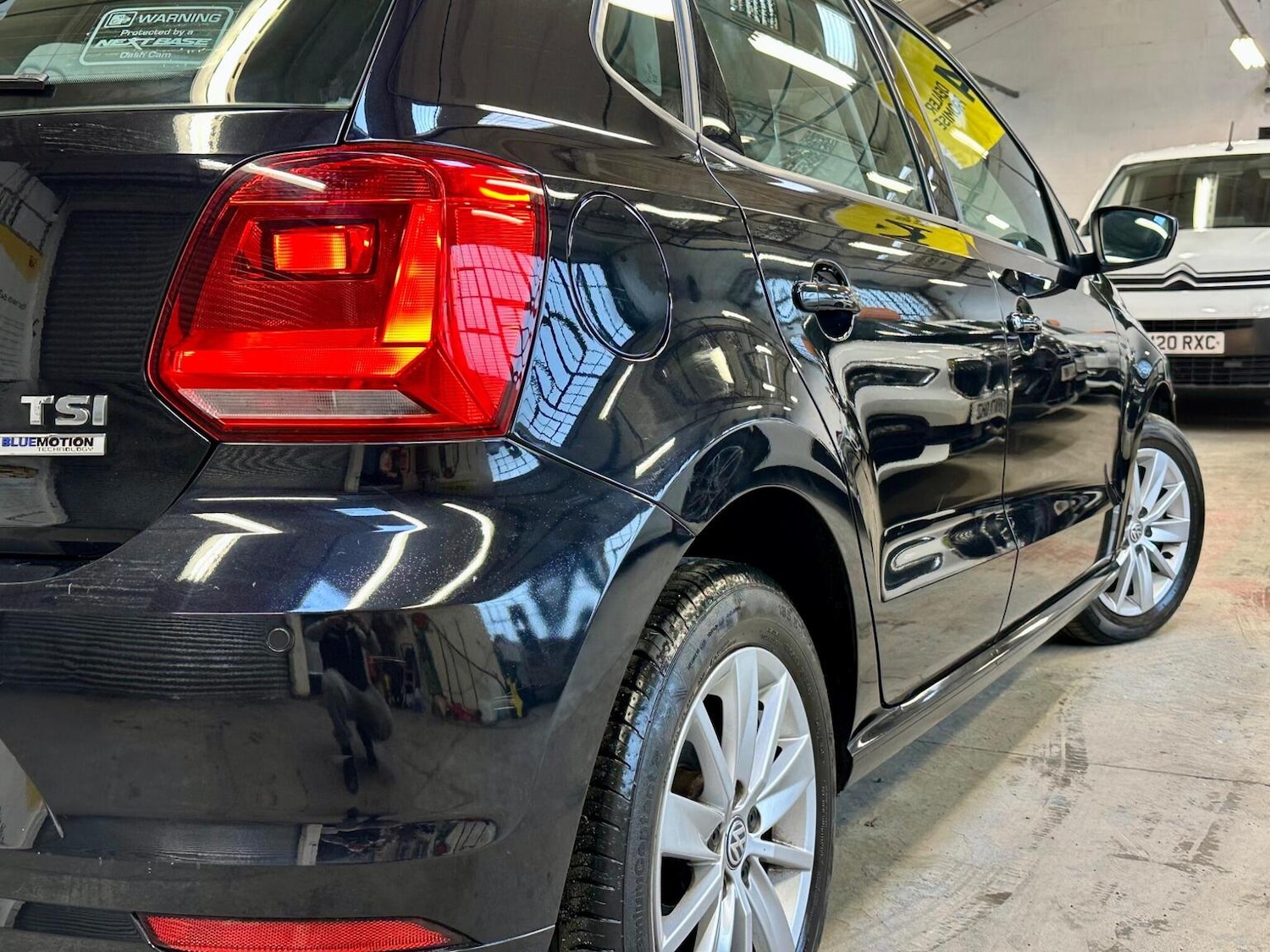 Used Volkswagen Polo 2016 for sale - 77319837: Photo 34