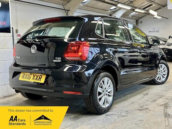 Used Volkswagen Polo 2016 for sale - 77319837: Photo