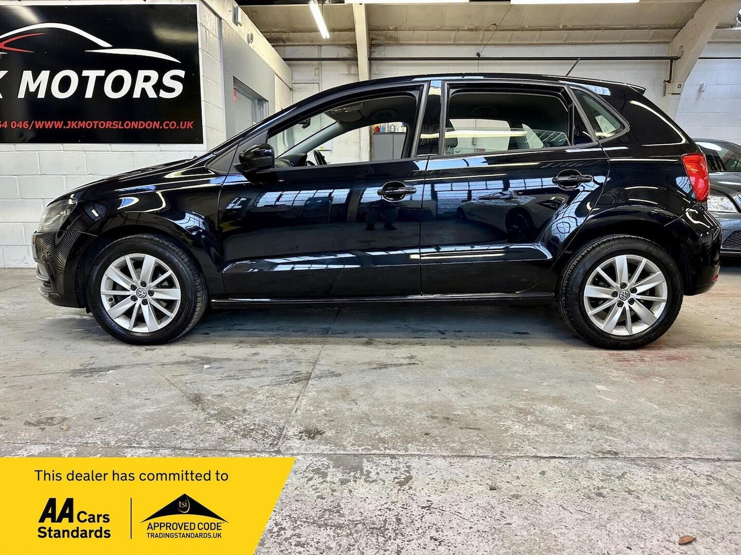 Used Volkswagen Polo 2016 for sale - 77319837: Photo 6
