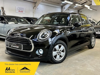 Used MINI Hatch 2019 for sale - 78944826: Photo