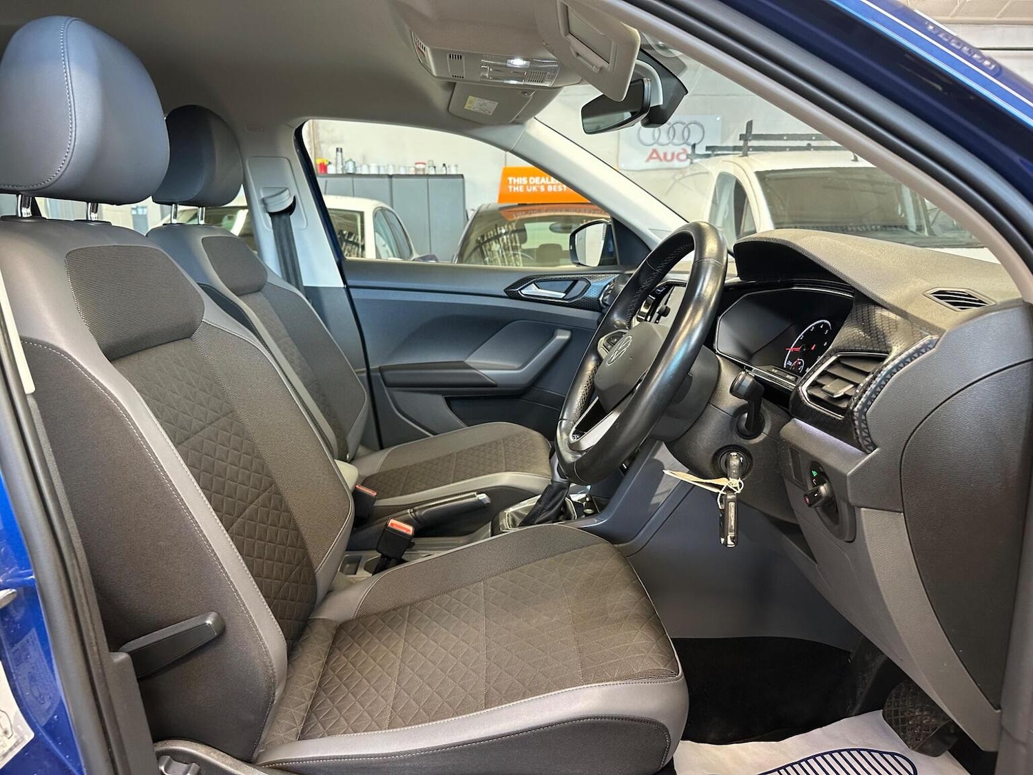 Used Volkswagen T-Cross 2021 for sale - 76449723: Photo 10