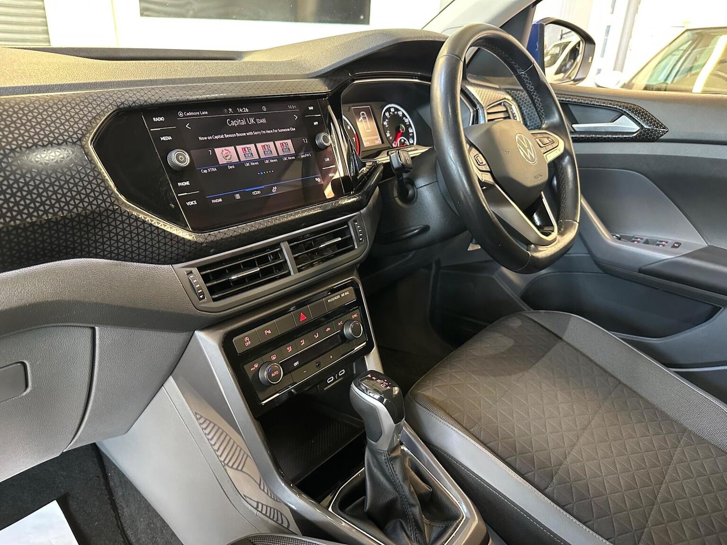 Used Volkswagen T-Cross 2021 for sale - 76449723: Photo 11