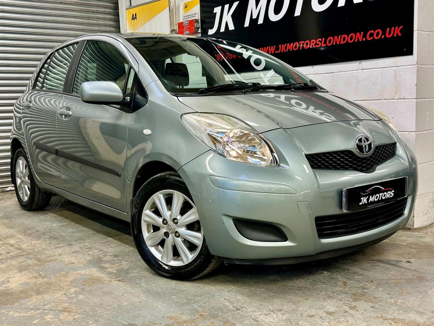 Used Toyota Yaris 2009 for sale - 76858895: Photo 13