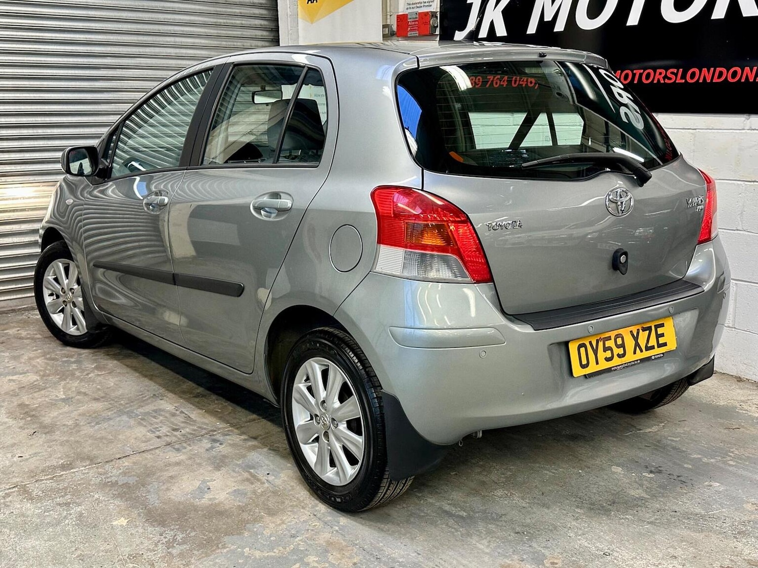 Used Toyota Yaris 2009 for sale - 76858895: Photo 15