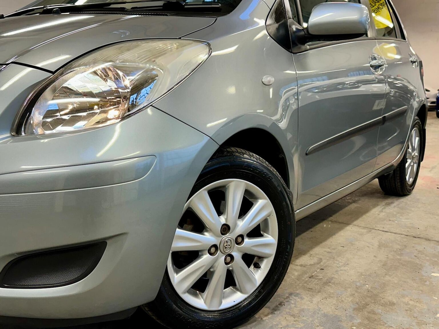 Used Toyota Yaris 2009 for sale - 76858895: Photo 26