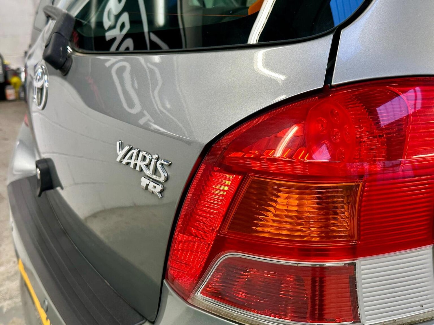 Used Toyota Yaris 2009 for sale - 76858895: Photo 28