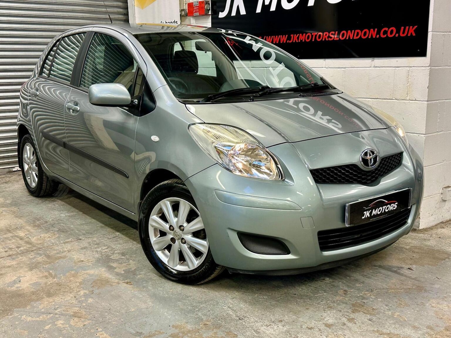 Used Toyota Yaris 2009 for sale - 76858895: Photo 34