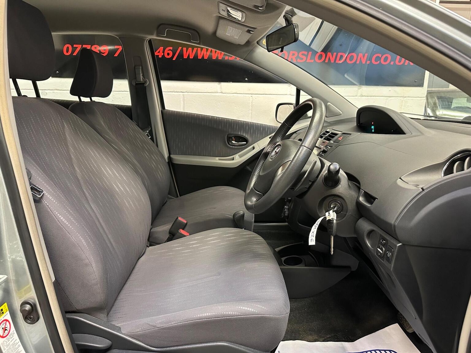 Used Toyota Yaris 2009 for sale - 76858895: Photo 40