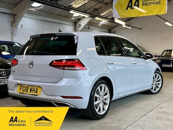 Used Volkswagen Golf 2018 for sale - 79568920: Photo