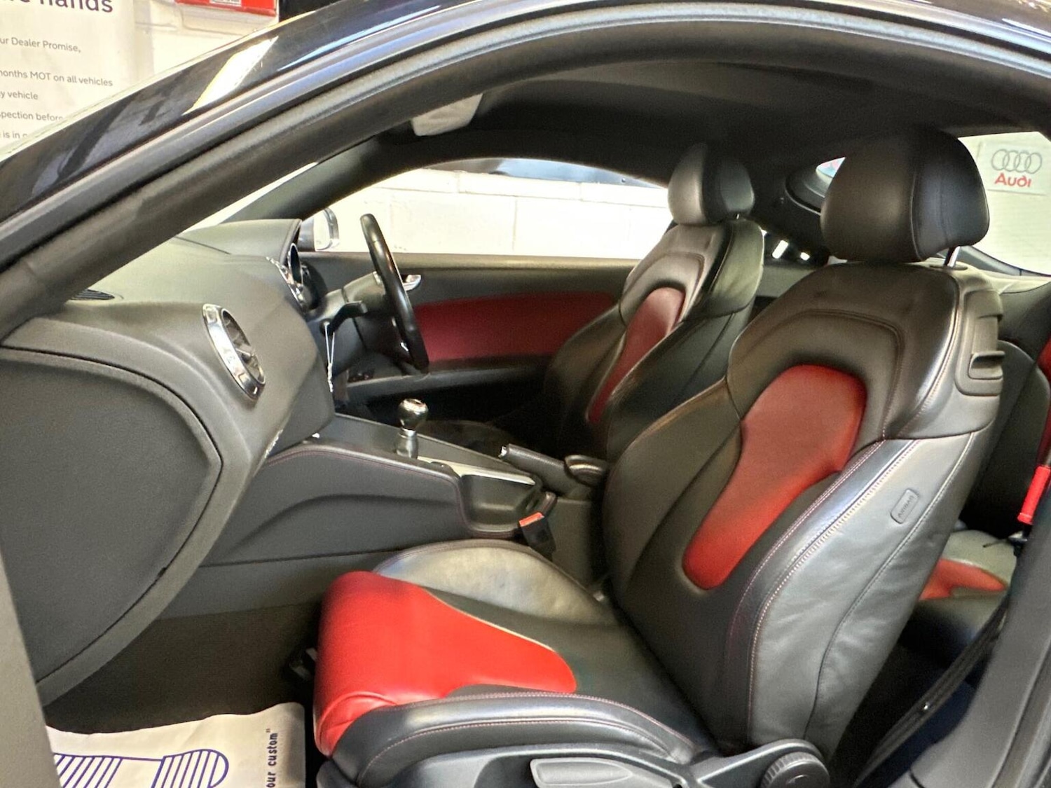 Used Audi TT 2010 for sale - 77403632: Photo 11