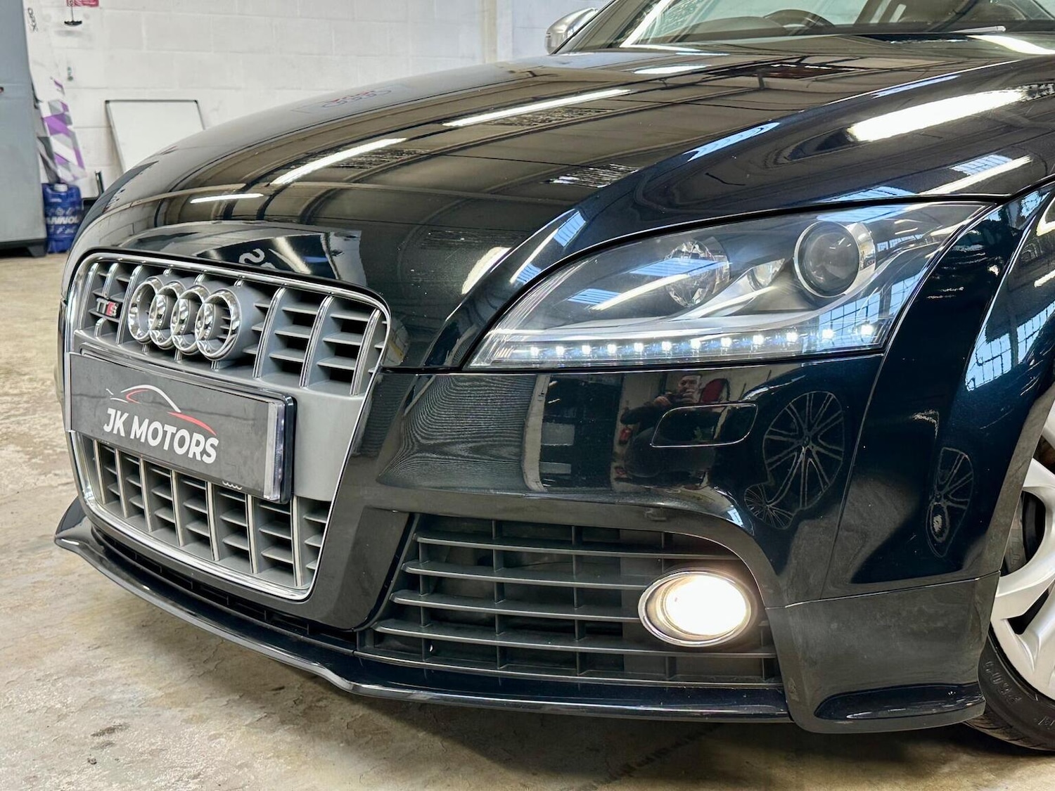 Used Audi TT 2010 for sale - 77403632: Photo 25