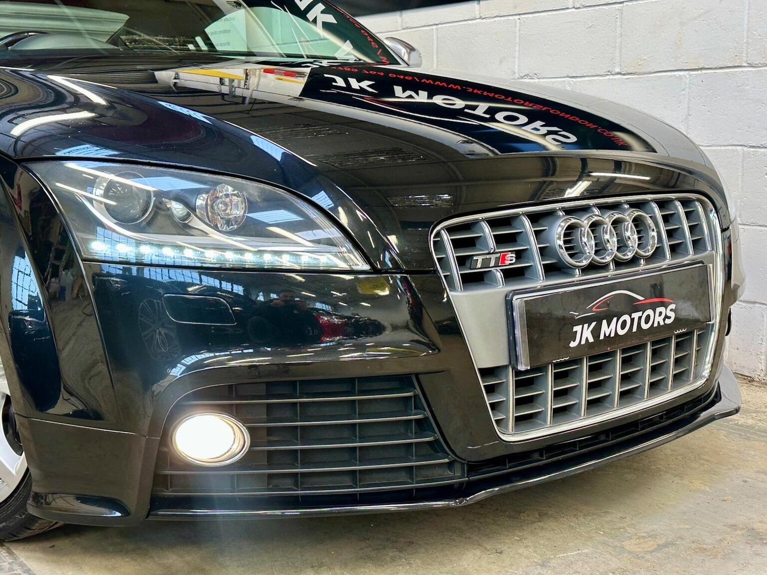 Used Audi TT 2010 for sale - 77403632: Photo 26