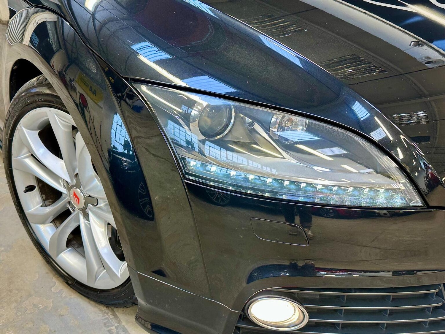 Used Audi TT 2010 for sale - 77403632: Photo 27