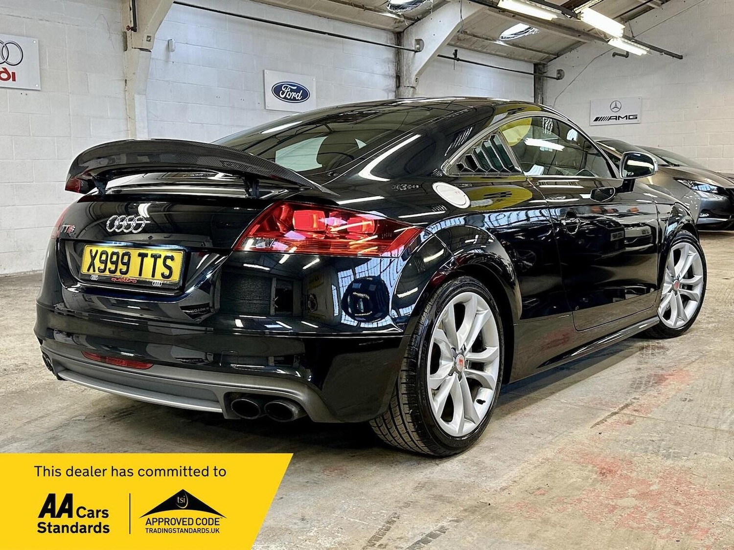 Used Audi TT 2010 for sale - 77403632: Photo 4