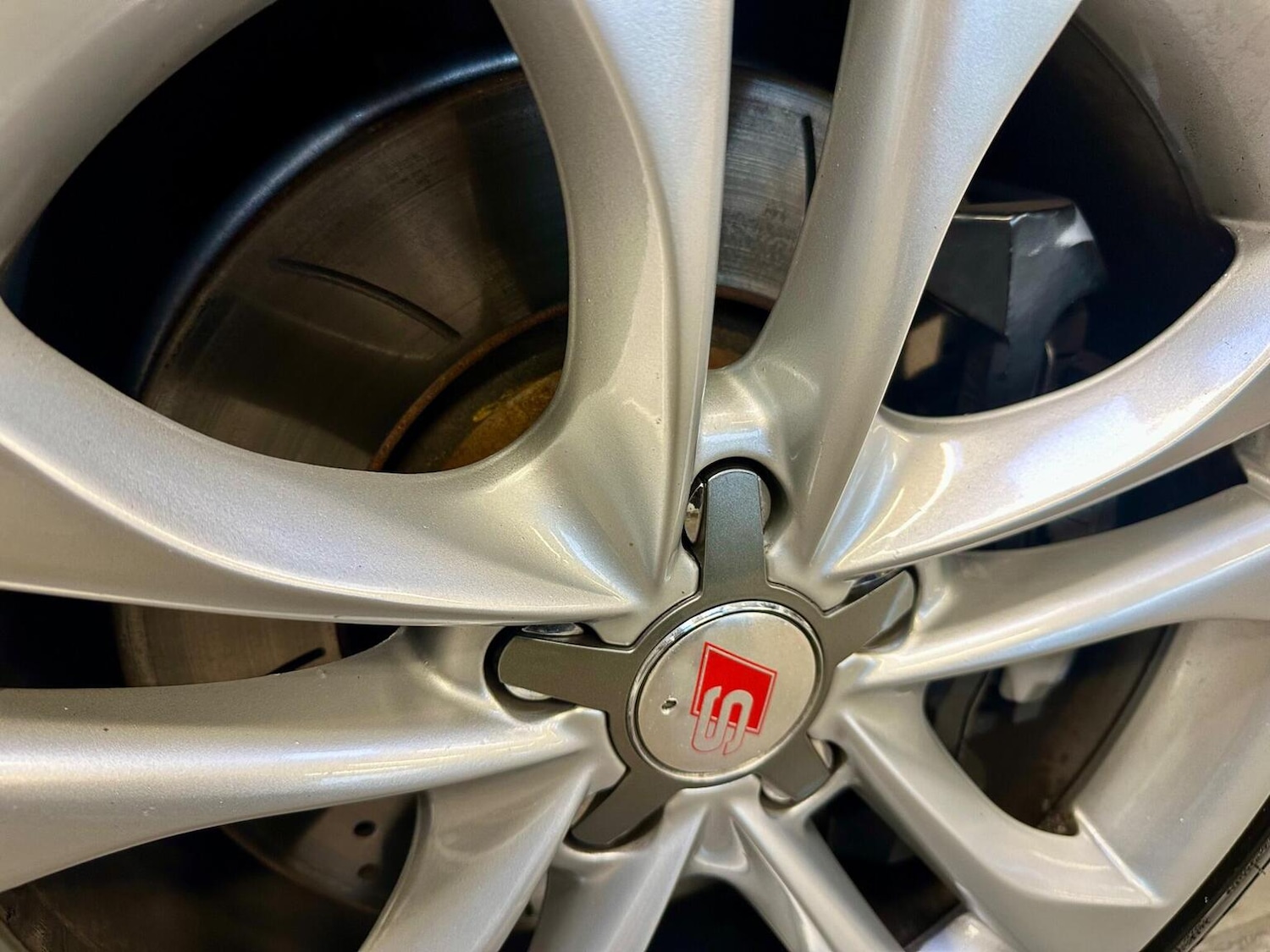 Used Audi TT 2010 for sale - 77403632: Photo 43