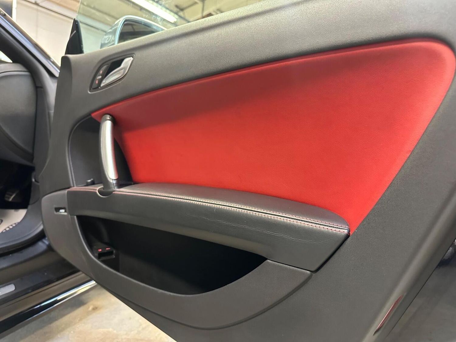 Used Audi TT 2010 for sale - 77403632: Photo 69