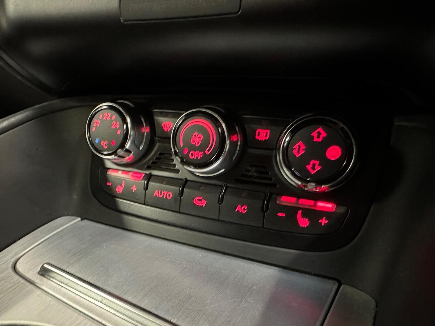 Used Audi TT 2010 for sale - 77403632: Photo 74