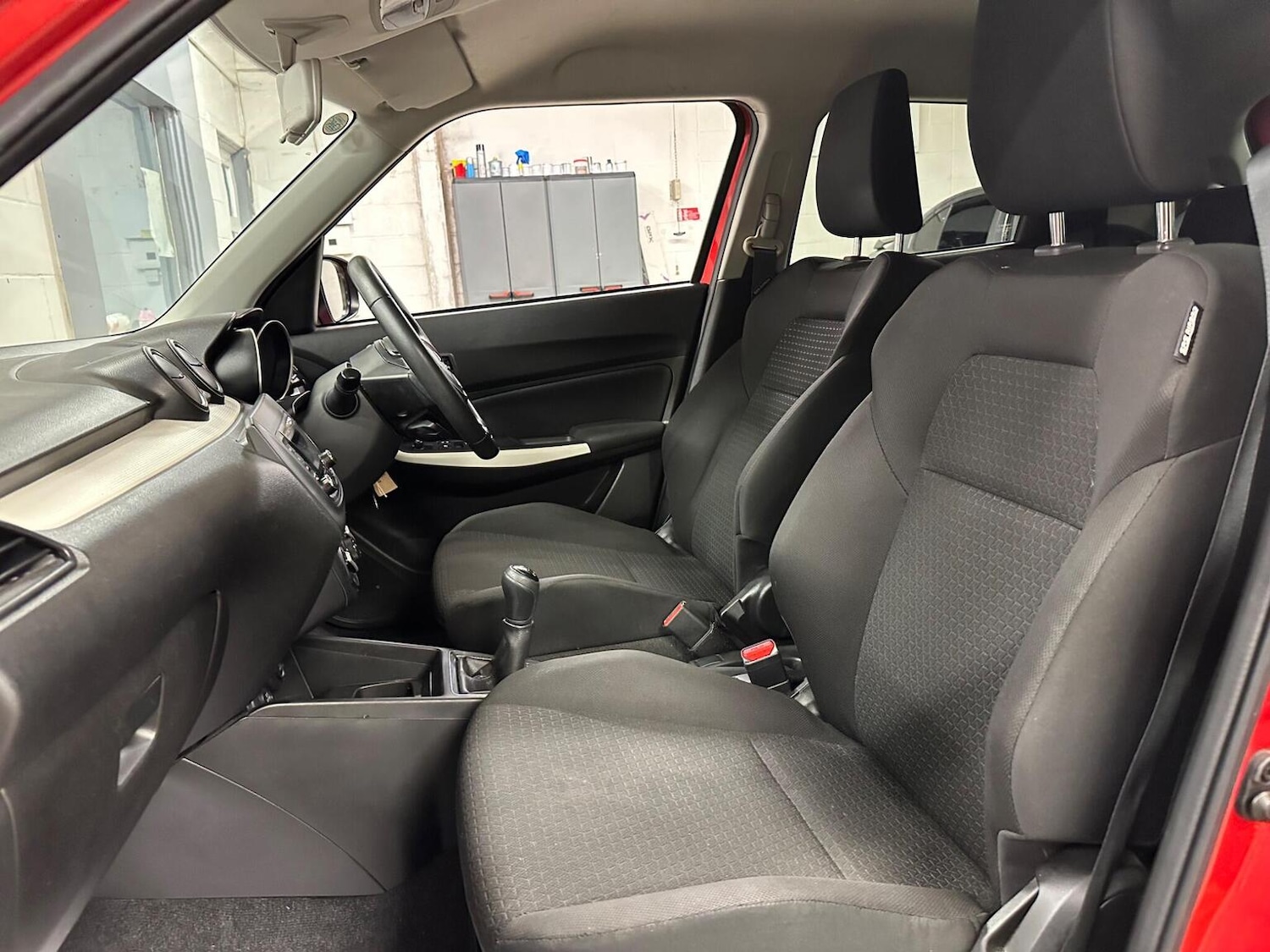 Used Suzuki Swift 2019 for sale - 77318356: Photo 12